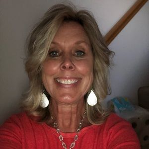 Meet your Posher, Wendy